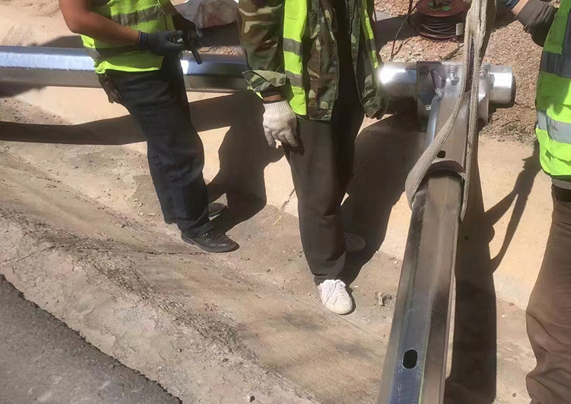 青海交通信號桿項目